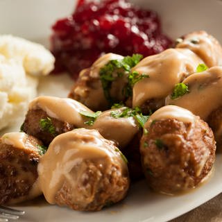 Köttbullar (Schwedische Hackfleischbällchen)