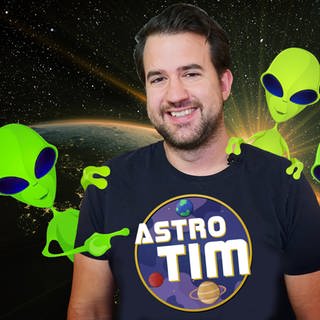 Tim Ruster alias Astro-Tim mit Aliens