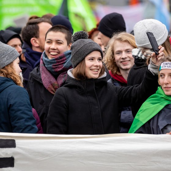 Luisa Neubauer auf einer fff Demo